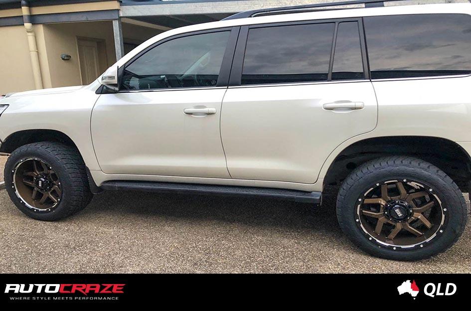 TOYOTA LANDCRUSIER GD07 BRONZE